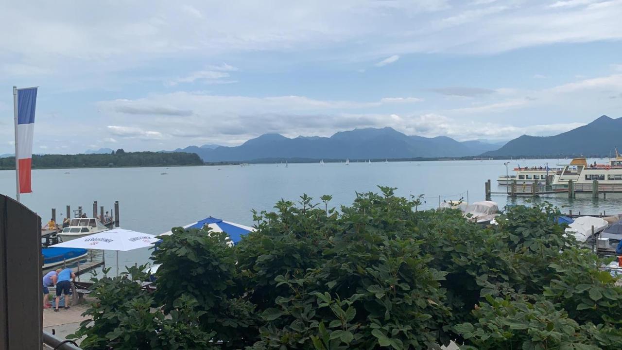 Sieben Zimmer am See Prien Exterior foto